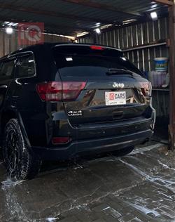 جیپ گراند شیرۆکی